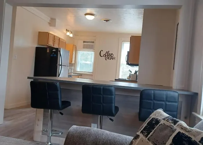 Spacious 3br South Side Retreat - Free Parking - Sleeps 6 Pittsburgh