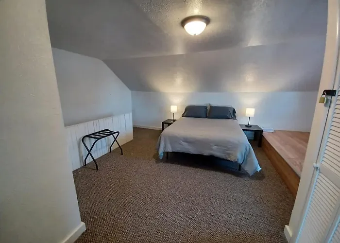 Holiday home Spacious 3br South Side Retreat - Free Parking - Sleeps 6 Pittsburgh